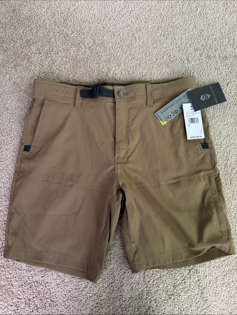 NWT-Free Country Khaki athletic shorts size 36